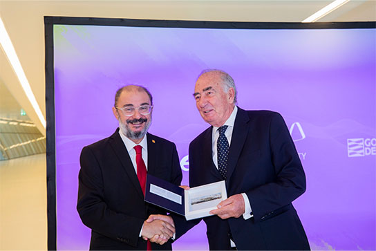 Fundación Ibercaja ha recibido las llaves del Pabellón Puente