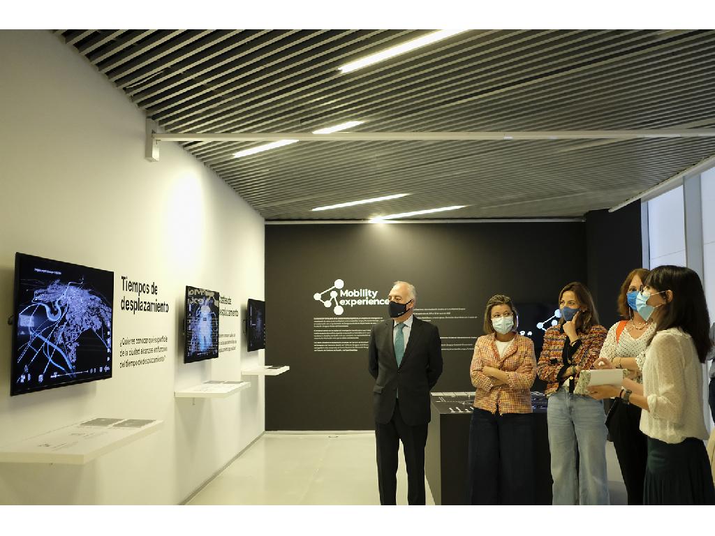 Imagen de Una exposición interactiva muestra la movilidad de Zaragoza en Etopia