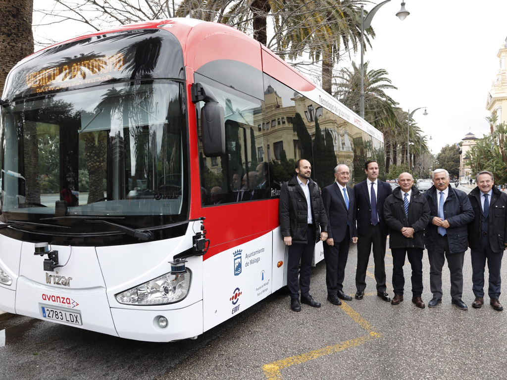Imagen de Avanza presentó en Málaga el primer autobús autónomo que circulará en una ciudad europea