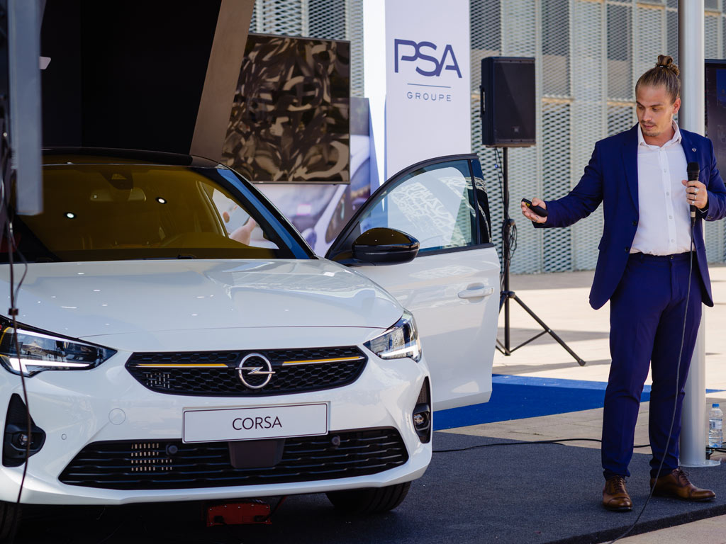 Imagen de Opel desveló el nuevo Corsa en la I Feria de la Movilidad Sostenible de Zaragoza