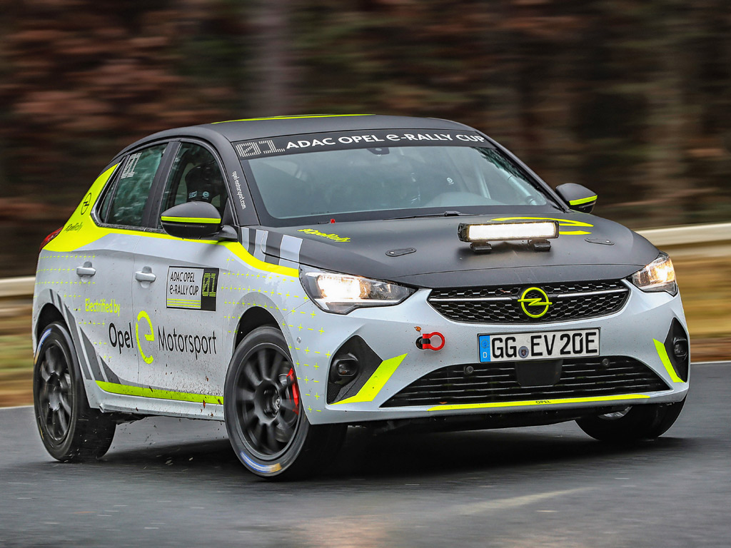 Imagen de Opel pone a punto el primer coche de rallies 100% eléctrico