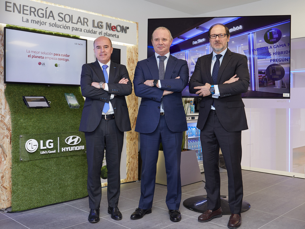 Imagen de Hyundai abre una nueva Eco Store en la que se ofrecen paneles fotovoltaicos de LG