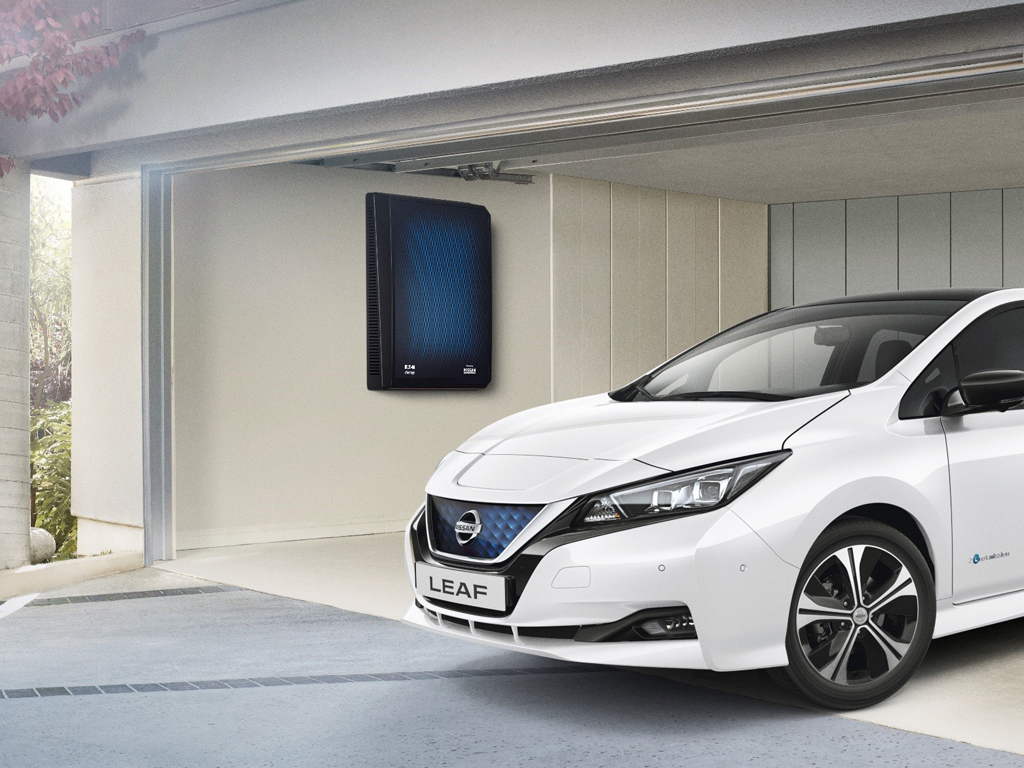 Imagen de Los vehículos eléctricos de Nissan pueden dar y recibir energía de los hogares y edificios