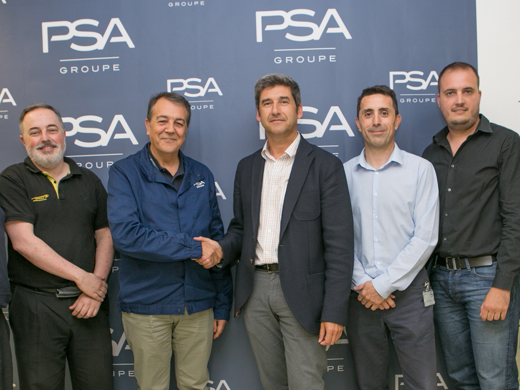 Imagen de Groupe PSA firma un acuerdo con CAAR e Itainnova para generar proyectos innovadores