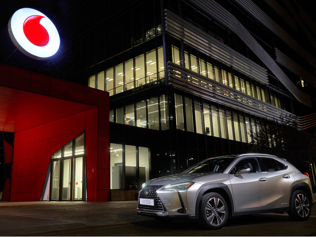 Imagen de Vodafone desarrolla un sistema de conectividad con el que equipa a los nuevos automóviles Lexus 