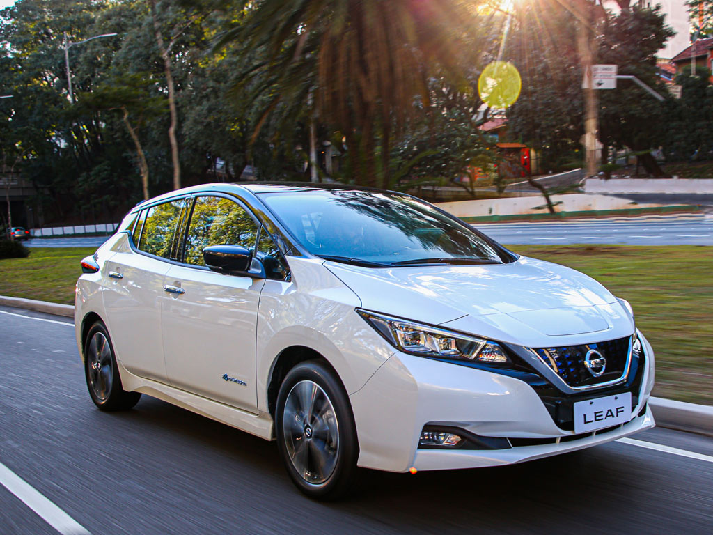 Imagen de Nissan mejora las condiciones del gobierno al lanzar una nueva campaña de apoyo al coche eléctrico