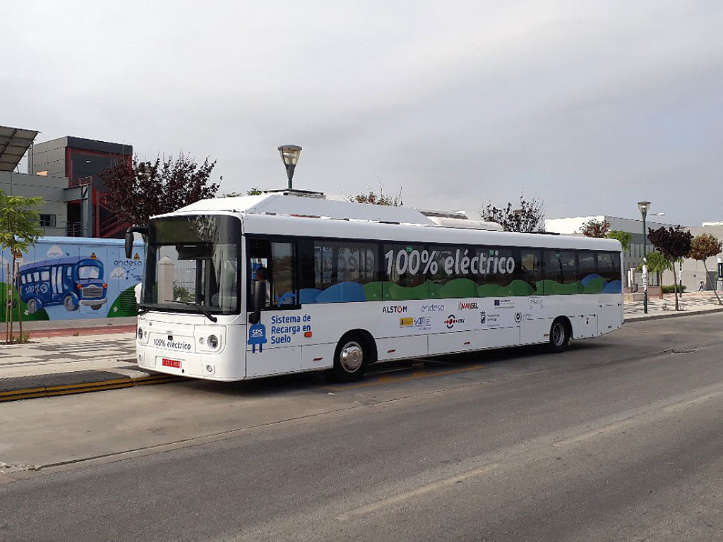 Imagen de Endesa prueba un nuevo sistema de carga para autobuses eléctricos
