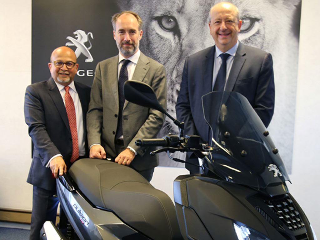 Imagen de Groupe PSA anuncia la venta de su marca de motocicletas Peugeot al grupo indio Mahindra