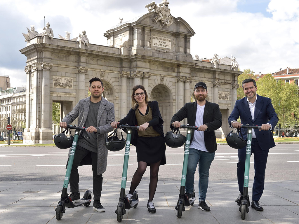 Imagen de Las marcas de automóviles entran en el negocio de los patinetes eléctricos compartidos, Seat se estrena en Madrid