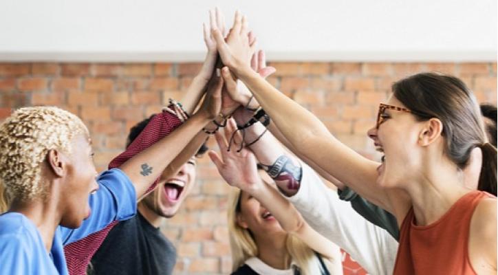 Generación Diamante: Jóvenes frente a la adversidad