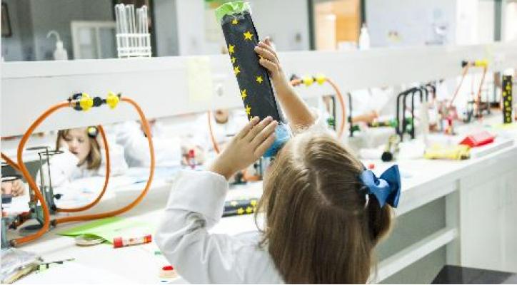 Esciencia: Sábado 23 agosto, 12-14h.