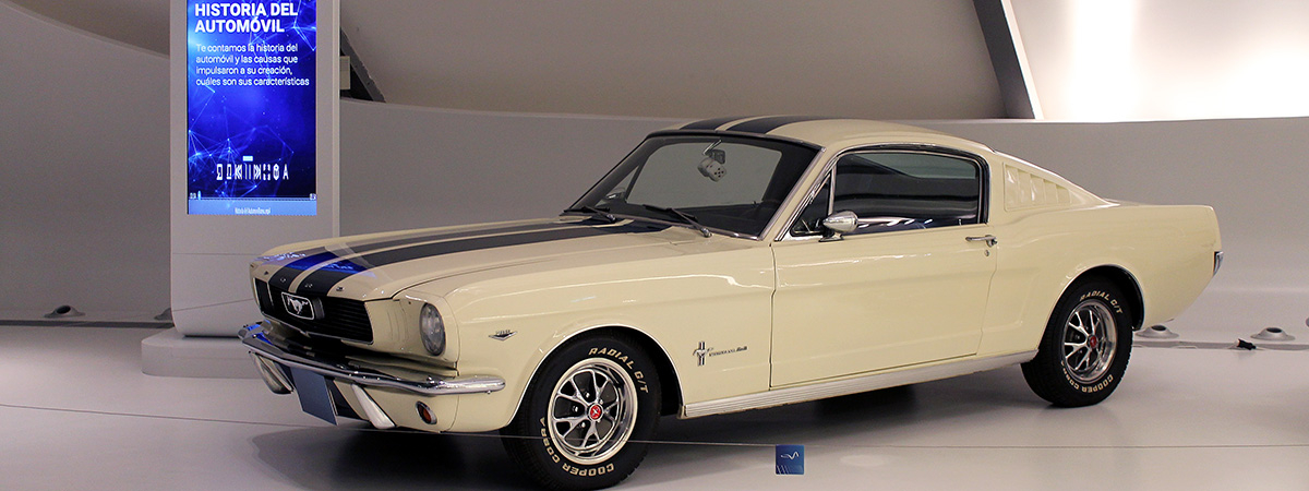 Ford Mustang Fastback 
