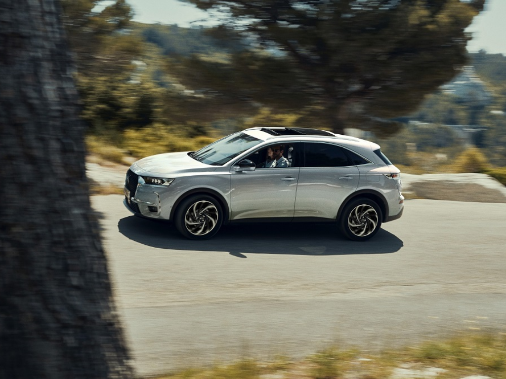 DS 7 Crossback E-Tense 225: nueva motorización híbrida recargable