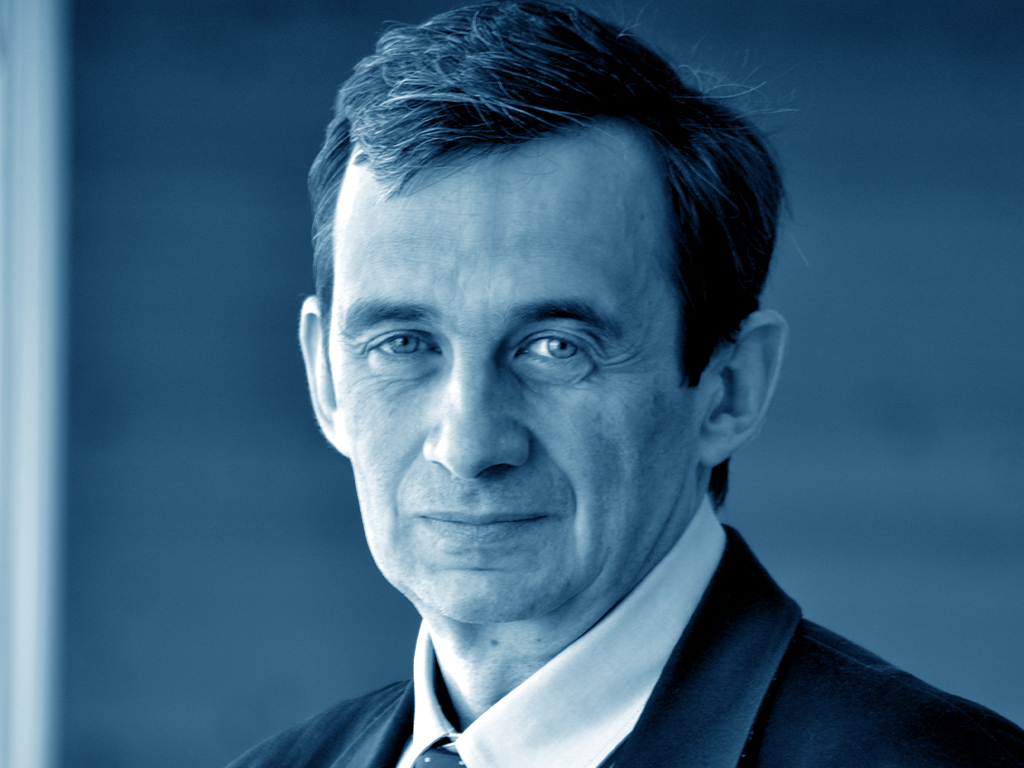 “La conectividad inteligente está llamada a jugar un papel clave en la  transformación de la industria de la movilidad y en especial de la automoción”