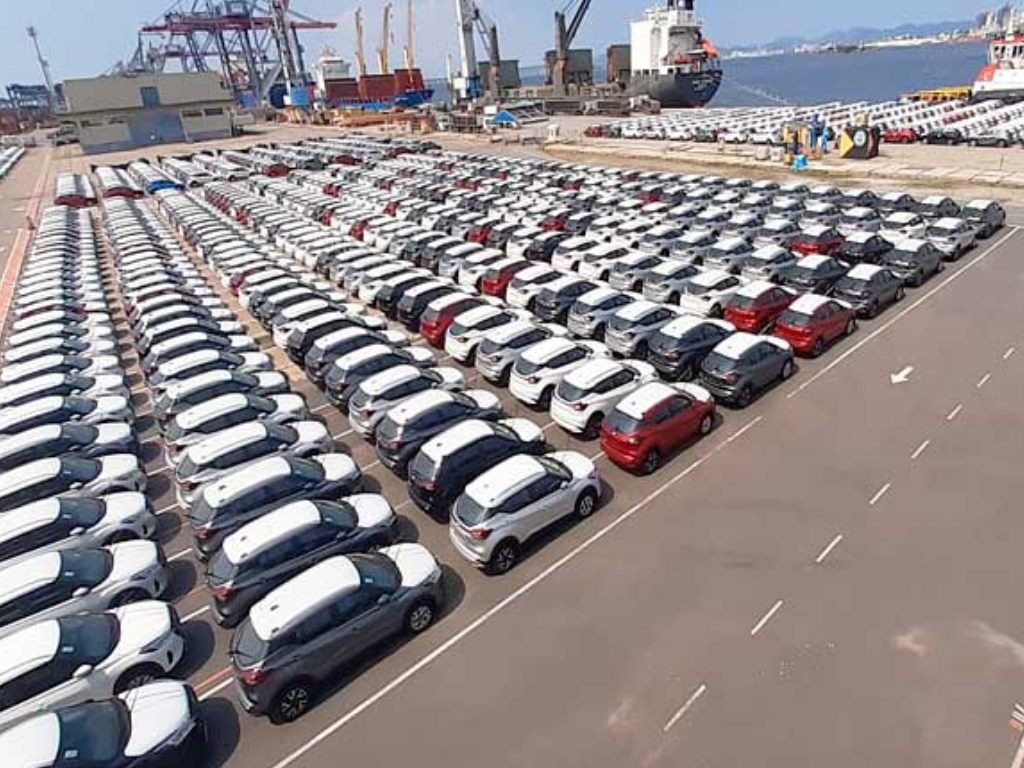 Los vehículos dejan un saldo positivo de 10.076 millones en la balanza comercial del primer semestre de 2021