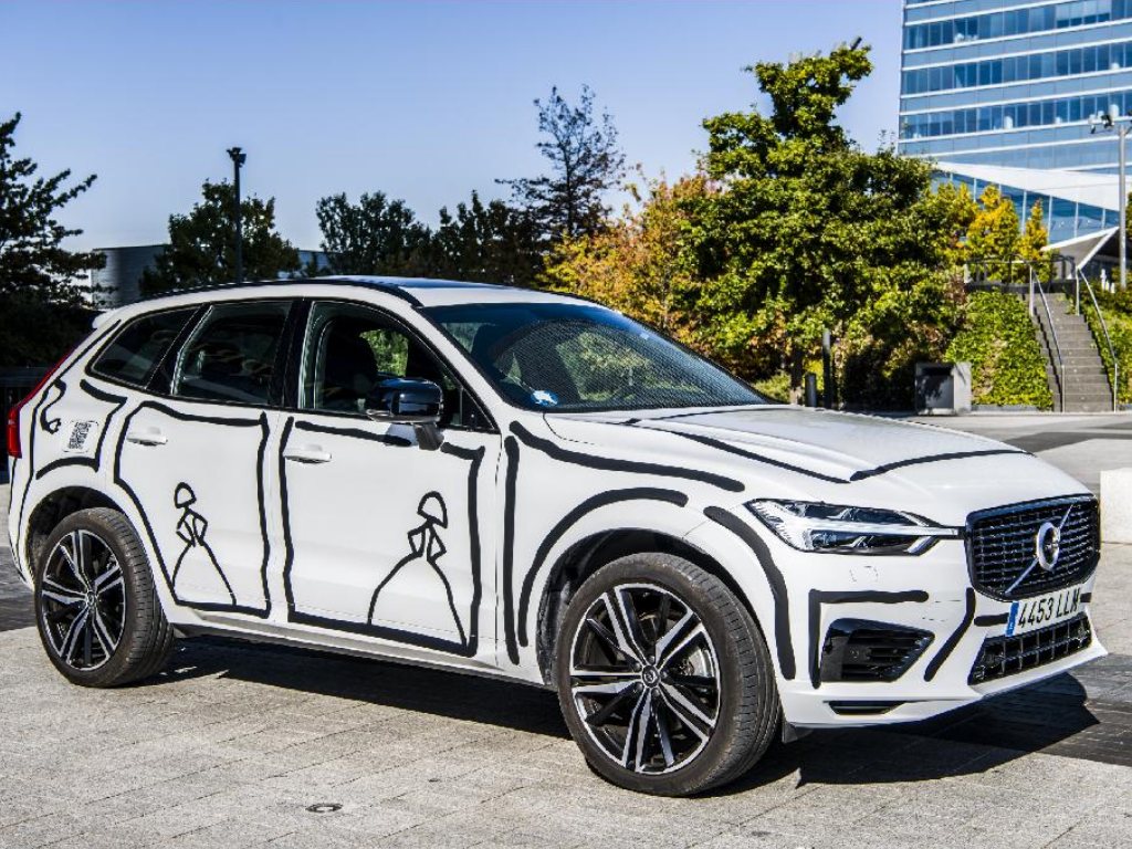 El arte de las meninas vuelve a inundar las calles con el Volvo XC60