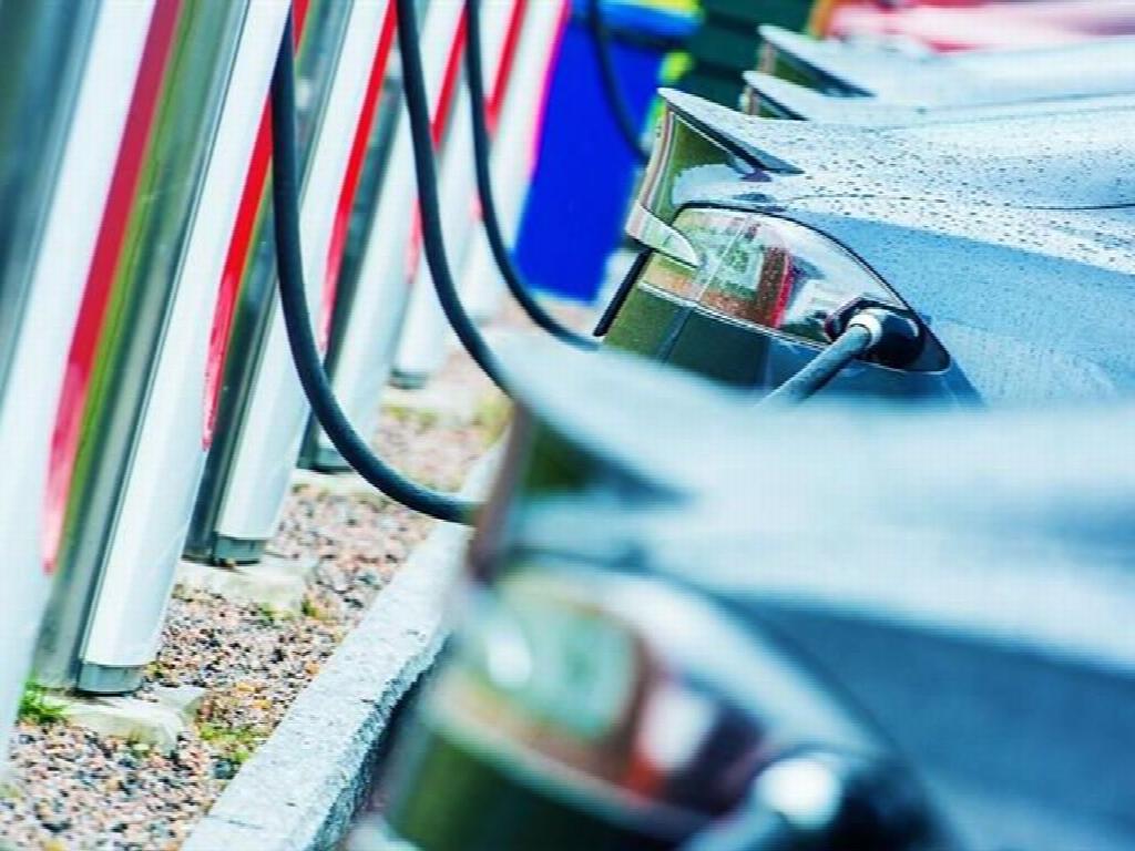 El MITECO abre la convocatoria de MOVES Flotas, con 50 millones para incentivar la electrificación