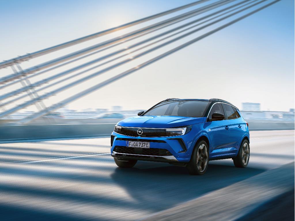 Nuevo Opel Grandland, referencia en seguridad tanto de día como de noche