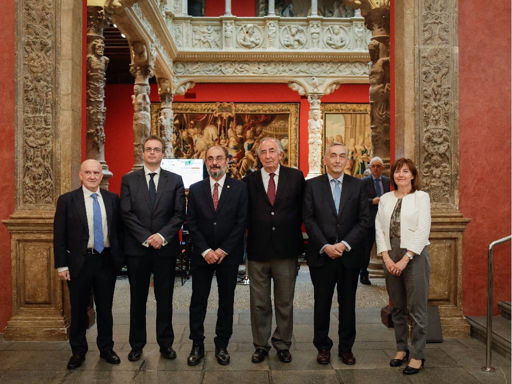 Presentación del último número de la revista "Papeles de economía española" en Fundación Ibercaja