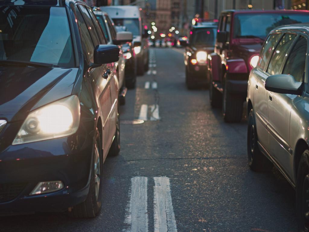 La antigüedad del parque de automóviles en España sigue al alza, alcanza los 13,5 años de edad media