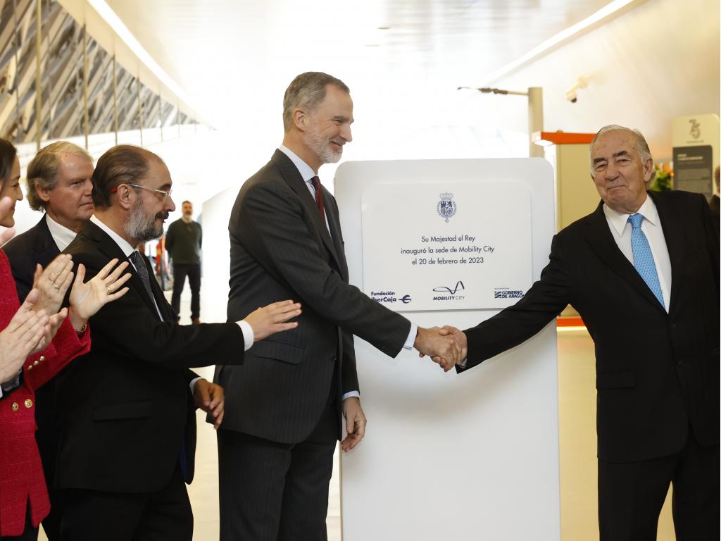 Su Majestad el Rey inaugura en Zaragoza Mobility City, referente internacional de la movilidad sostenible del futuro