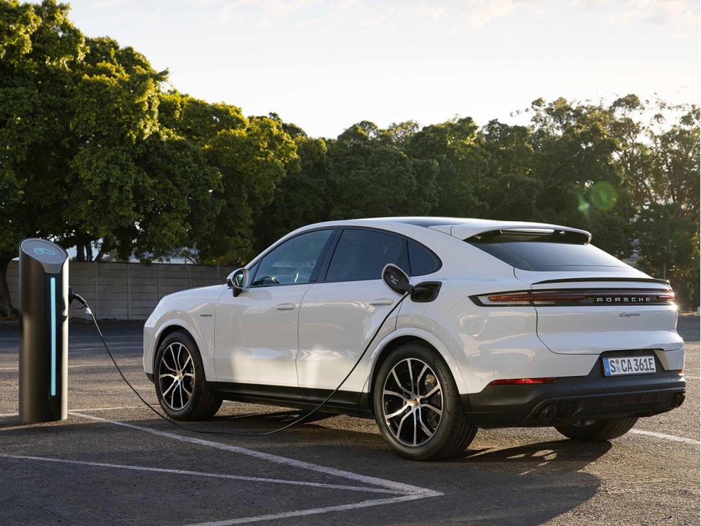 El nuevo Cayenne E-Hybrid aumenta la autonomía eléctrica hasta 90 km