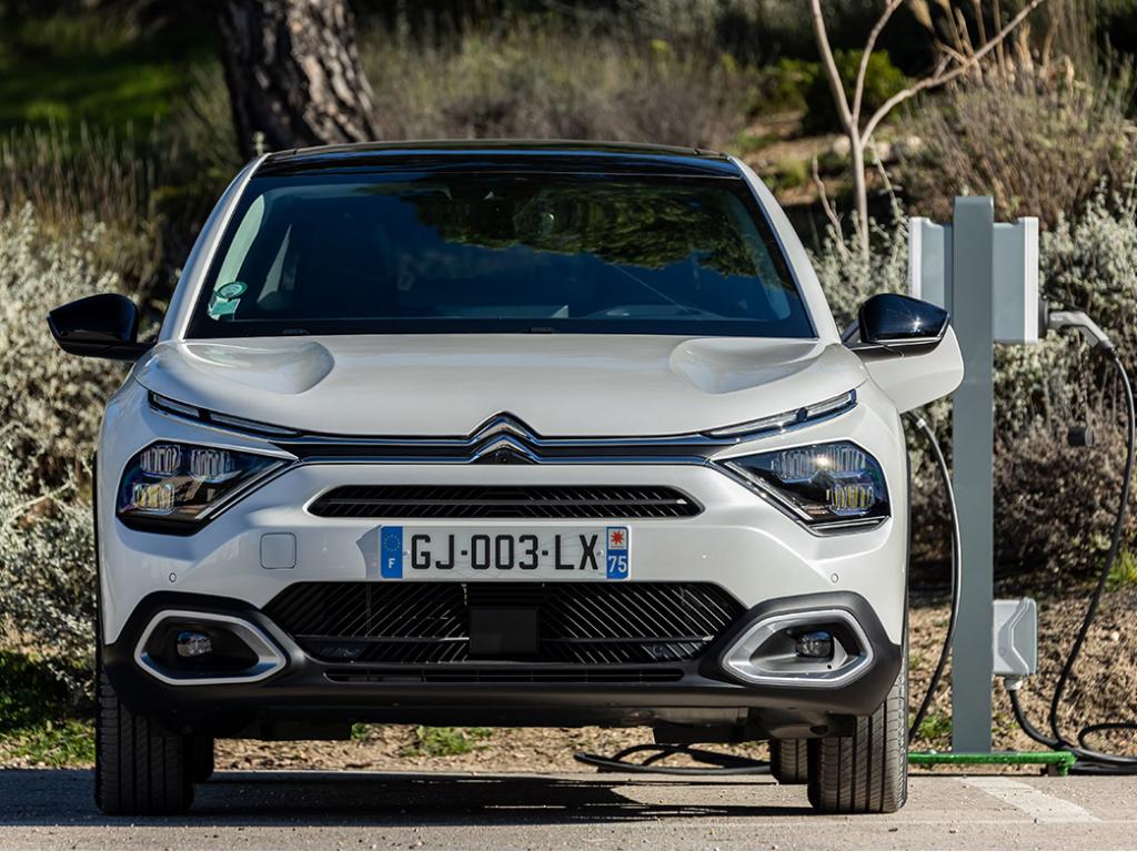 Citroën mejora la batería de su eléctrico ë-C4 hasta los 420 km de autonomía