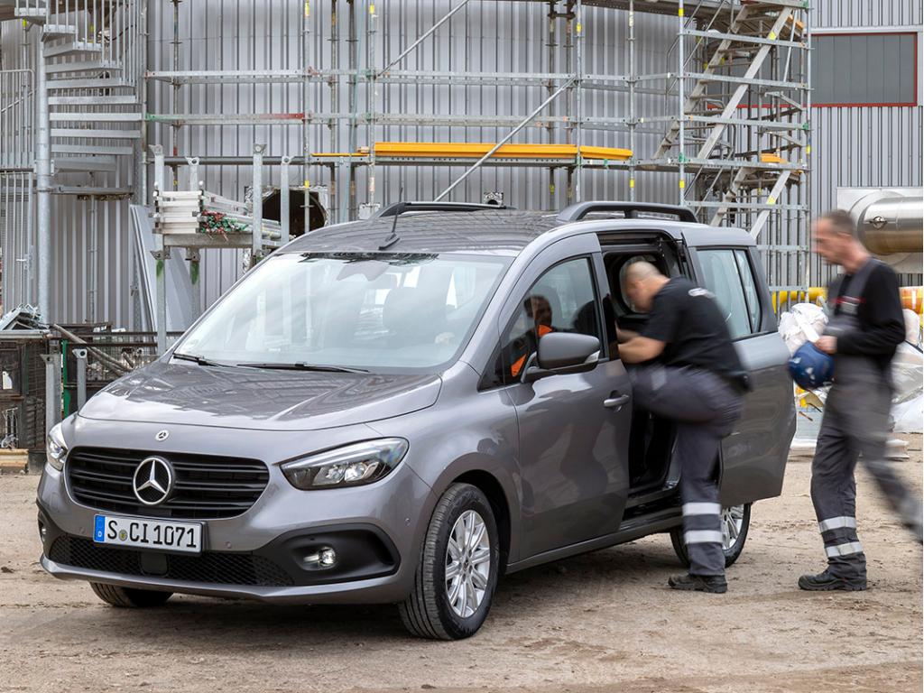  Llega la furgoneta eléctrica Mercedes eCitan, con autonomía de 284 km