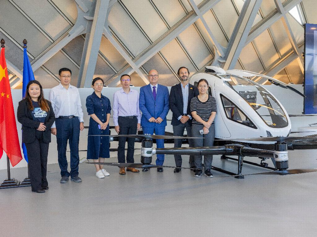 Una delegación de tecnología y educación de Guangzhou visitó Mobility City