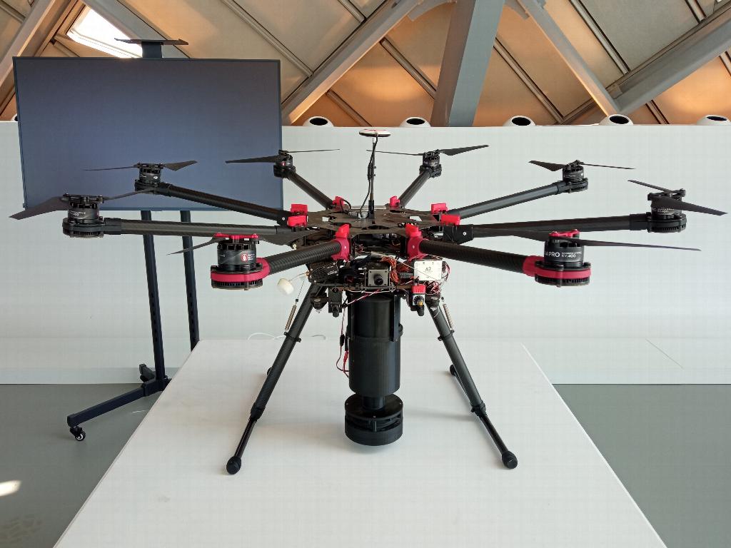 Mobility City expone el dron de CO2 Revolution, listo para liderar la reforestación sostenible e innovadora