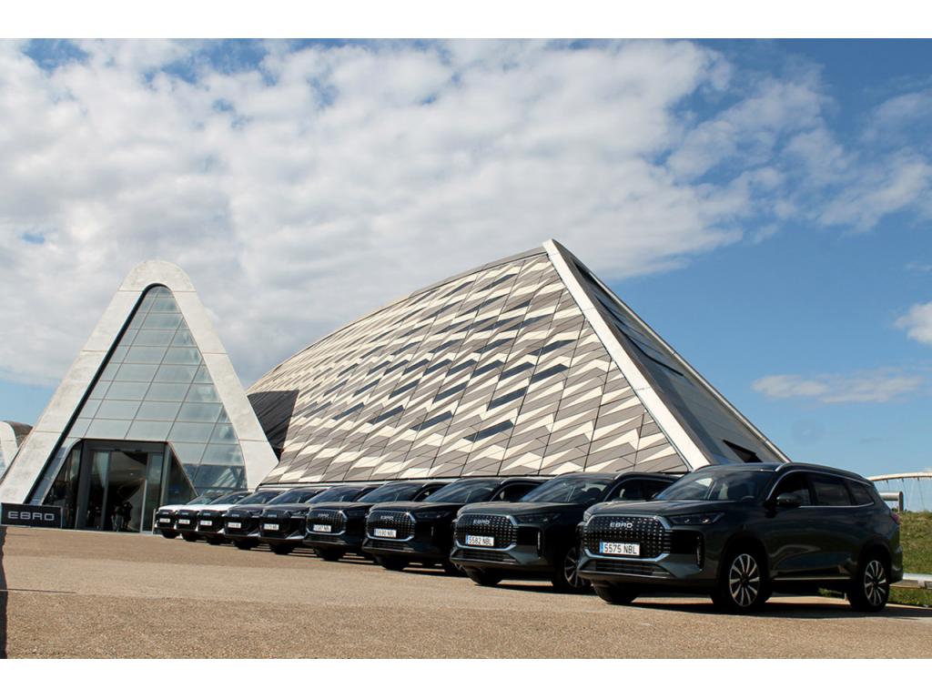 EBRO elige Mobility City para presentar su nueva gama híbrida enchufable