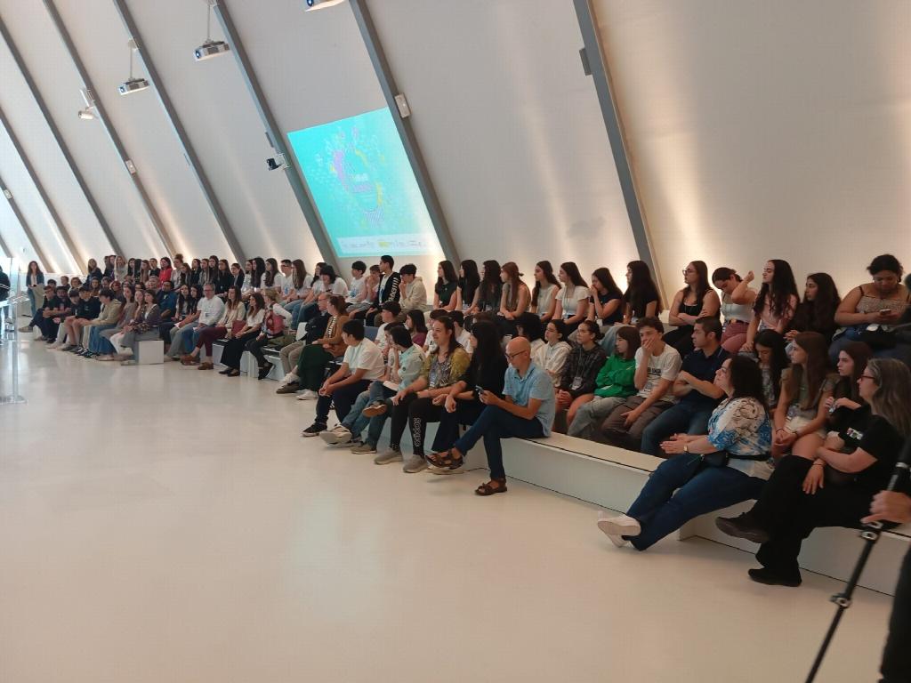 La nanociencia y los jóvenes escolares se citan en la feria FeNANÓmenos celebrada en Mobility City