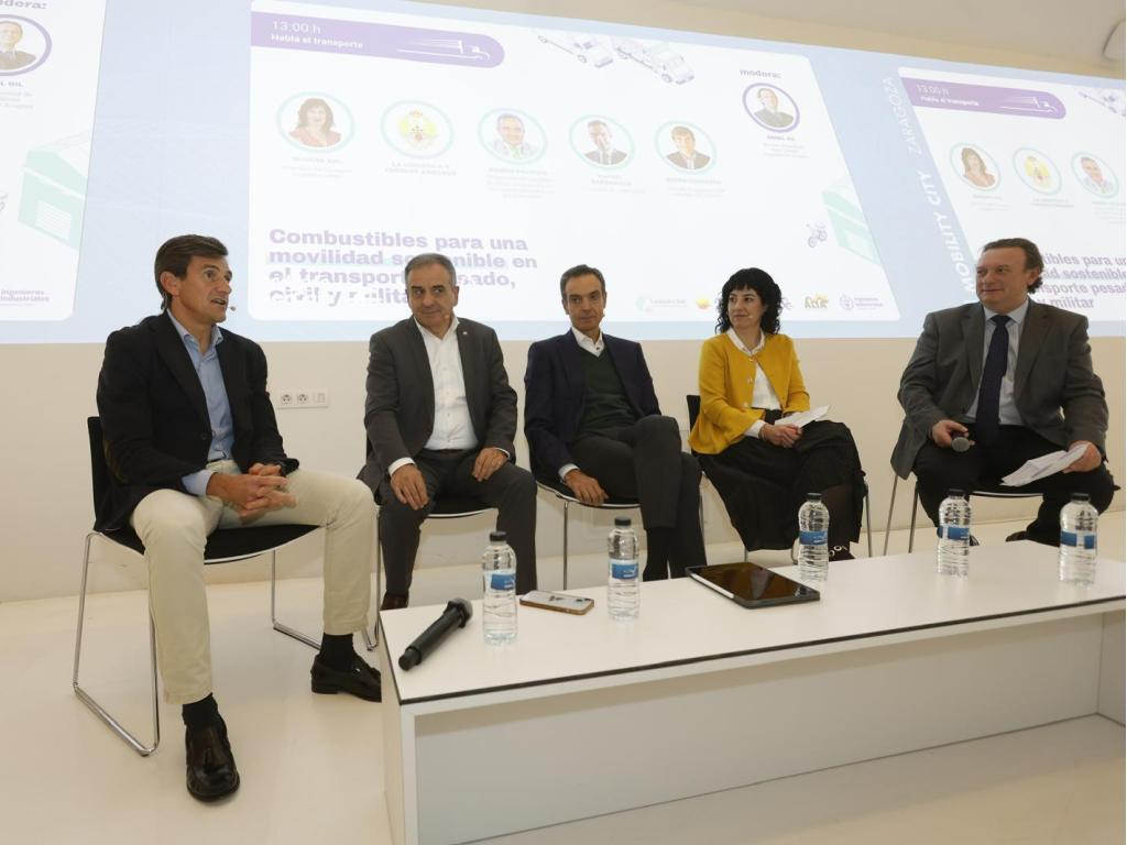 Descarbonizar sin perder rentabilidad: el mensaje de la IRU en la presentación de su informe en Mobility City