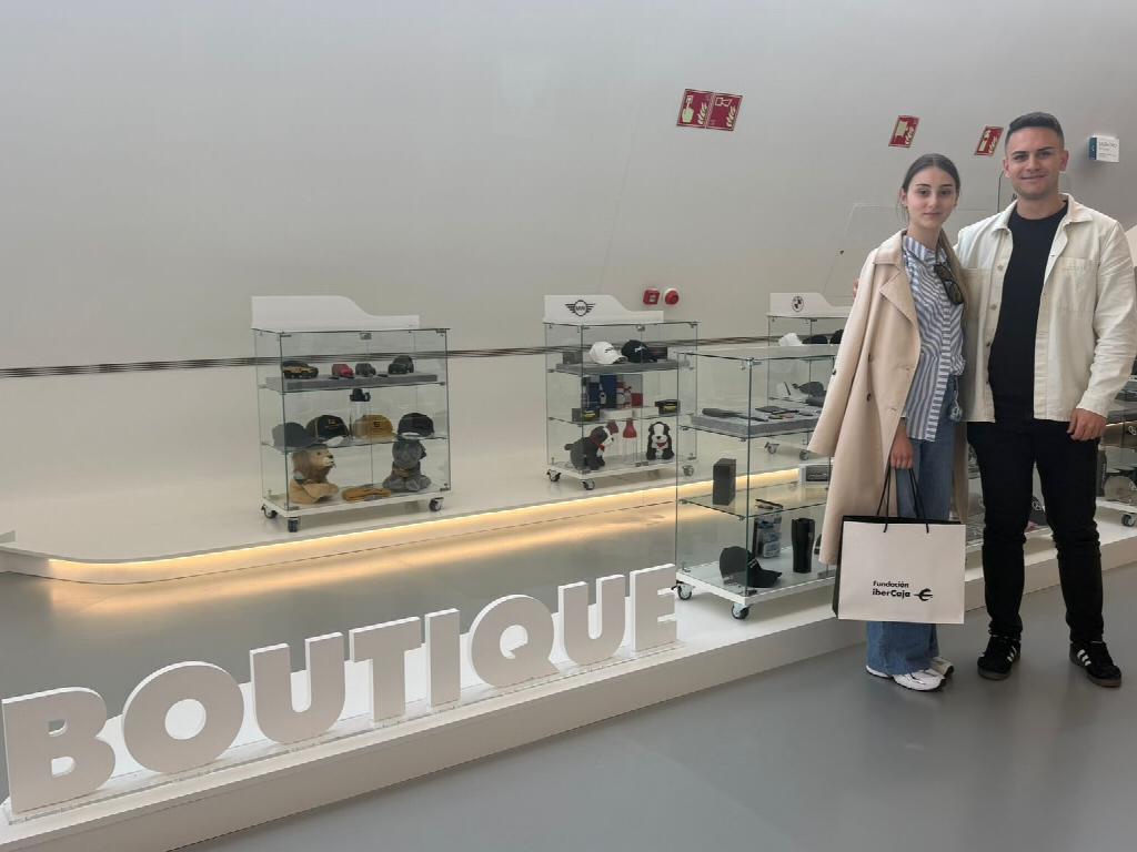 Mobility City abre la Boutique del autom&oacute;vil en el Puente Zaha Hadid