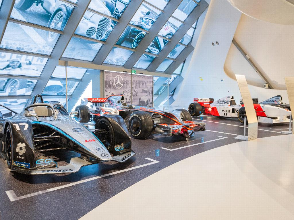 Mobility City se suma a los 140 a&ntilde;os de Mercedes &ndash; Benz e invita a compartir las historias que hay detr&aacute;s de las estrella