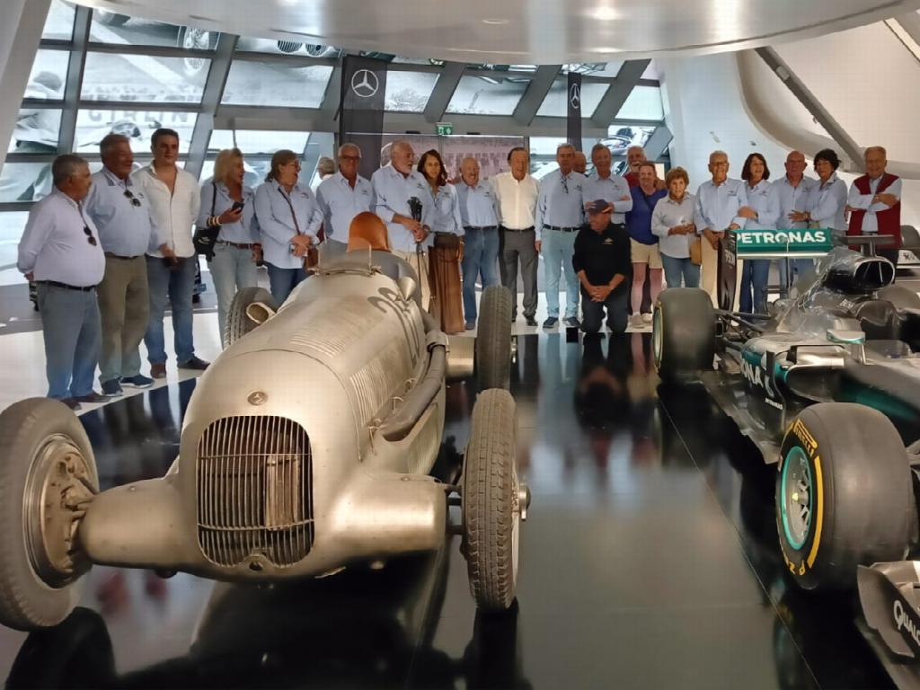 Mobility City recibe al club Hispano Suiza Espa&ntilde;a en una jornada dedicada a a la historia del autom&oacute;vil