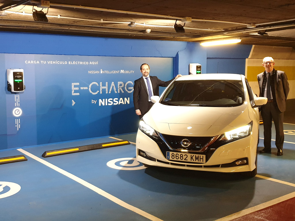 Nissan e Indigo instalan más puntos de carga para vehículos eléctricos en los aparcamientos