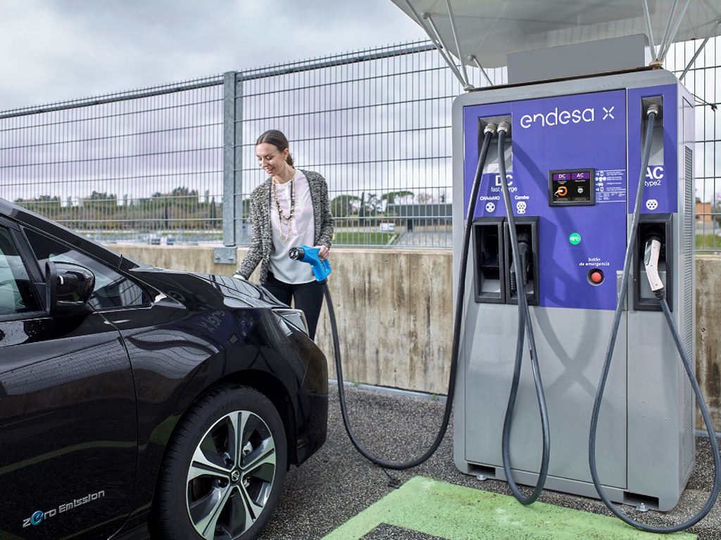 Endesa X llega a un nuevo acuerdo para instalar más puntos de recarga de vehículos eléctricos 