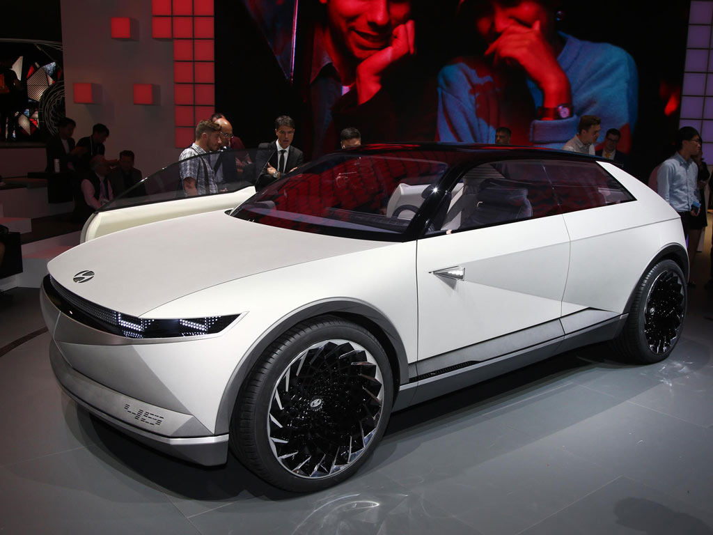 Hyundai muestra en Frankfurt el 45 EV Concept, el cual anticipa el diseño de sus próximos coches eléctricos 