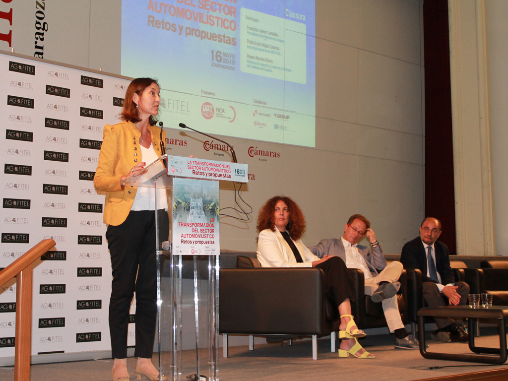 La ministra Reyes Maroto destacó a Mobility City en las jornadas del sector automovilístico celebradas en Cámara de Zaragoza 