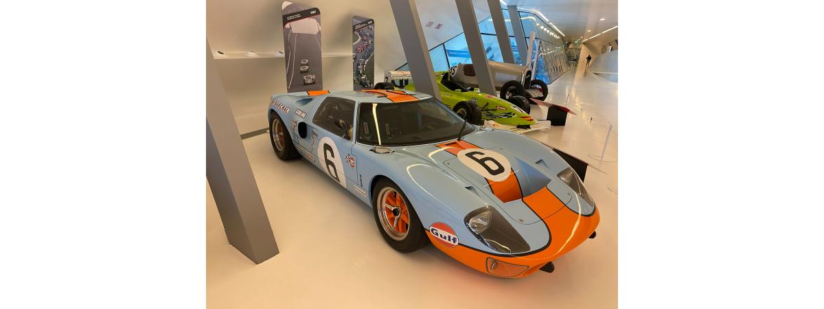 Ford GT40 Gulf