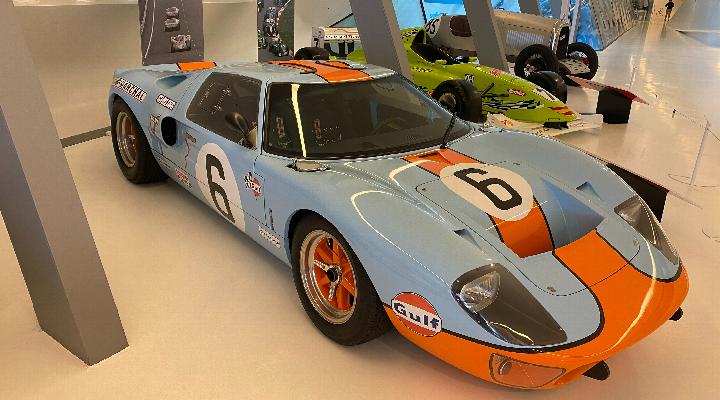 Ford GT40 Gulf