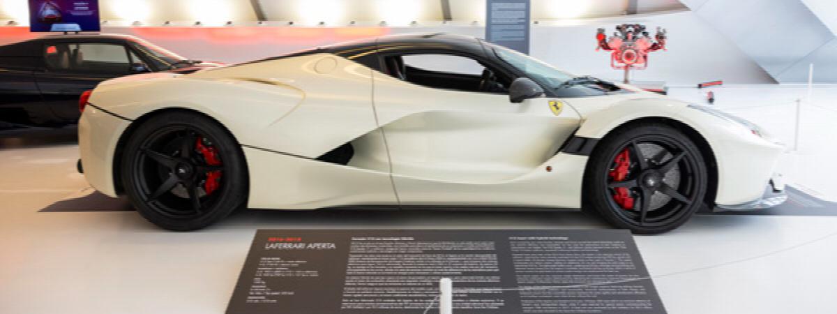 Ferrari LaFerrari Aperta