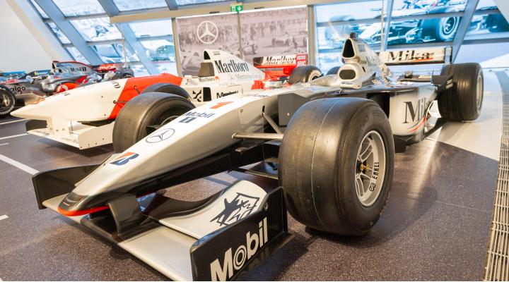 McLaren - Mercedes MP 4-14