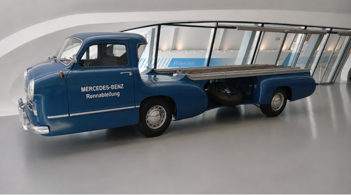 Mercedes - Benz Blue Wonder